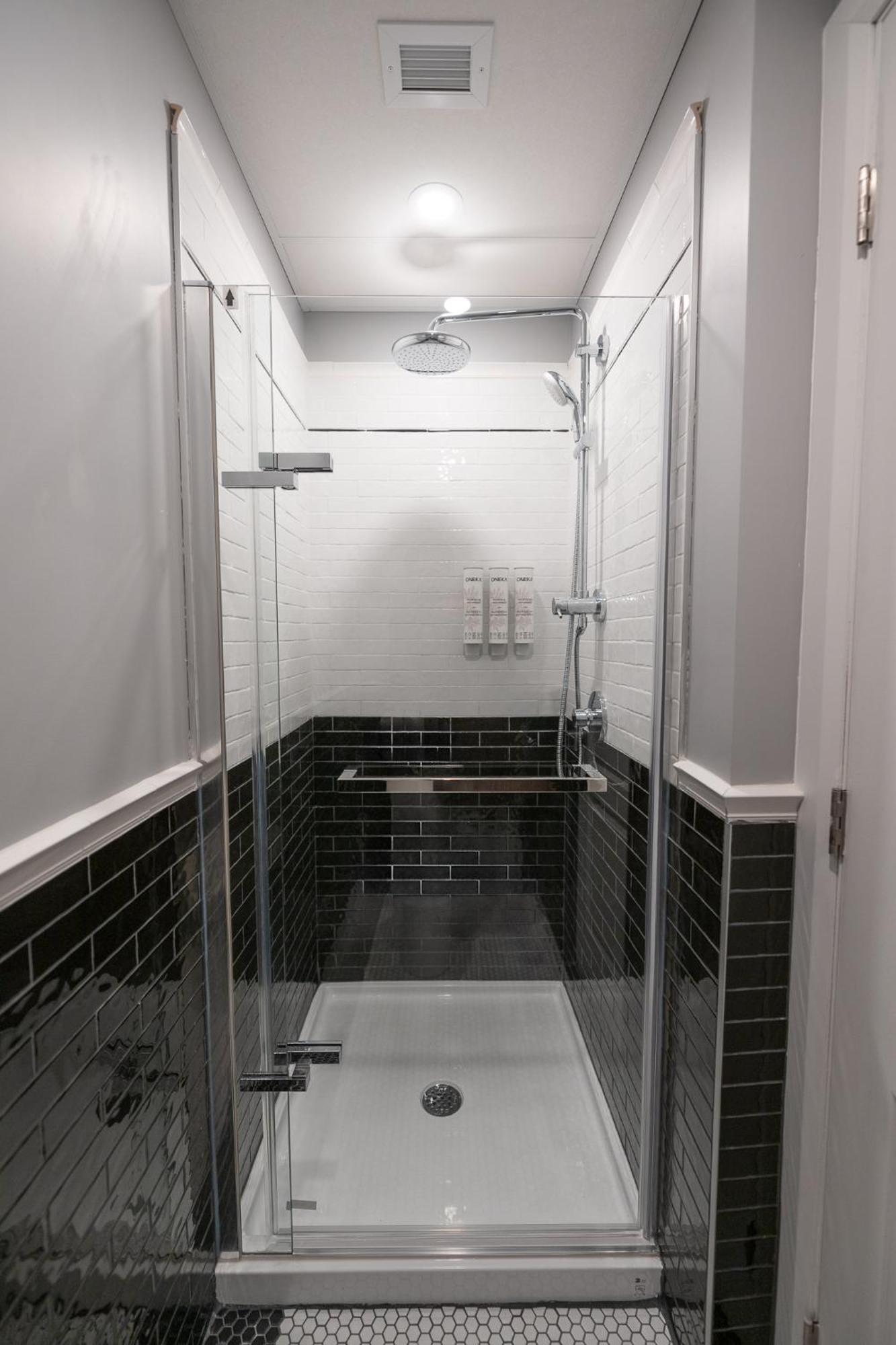 Hotel Acadia Quebec City Ngoại thất bức ảnh